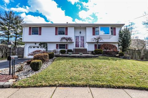 5 Timothy Ct, Edison, NJ 08837 photo 1