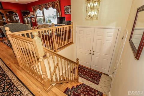 5 Timothy Ct, Edison, NJ 08837 photo 8