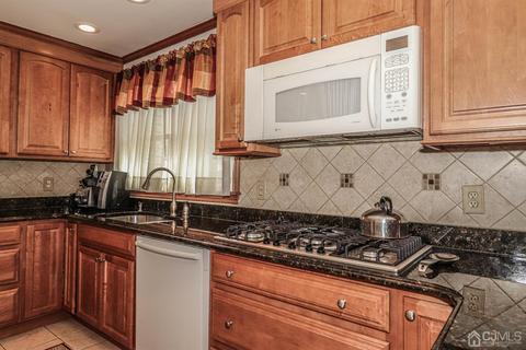 5 Timothy Ct, Edison, NJ 08837 photo 16
