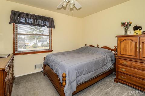 5 Timothy Ct, Edison, NJ 08837 photo 28