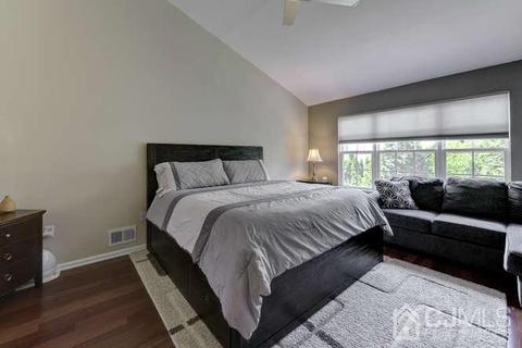 4 Toczak Ct, Parlin, NJ 08859 photo 20