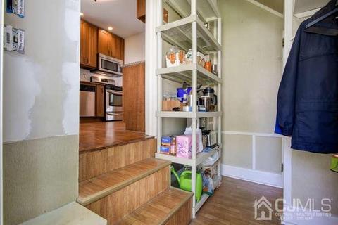 128 Nutwood Ave, Middlesex, NJ 08846 photo 15