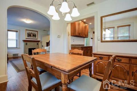 128 Nutwood Ave, Middlesex, NJ 08846 photo 6