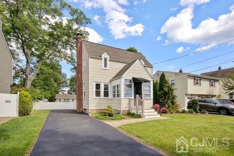 128 Nutwood Ave, Middlesex, NJ 08846 photo 1