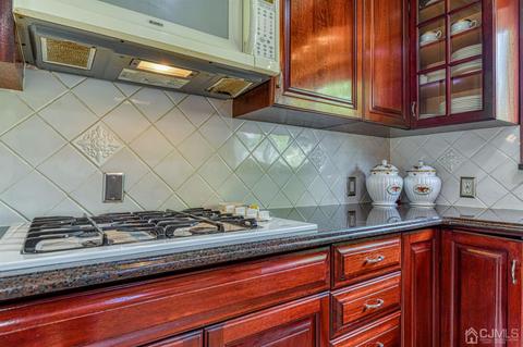 6 Rieder Rd, Edison, NJ 08817 photo 6