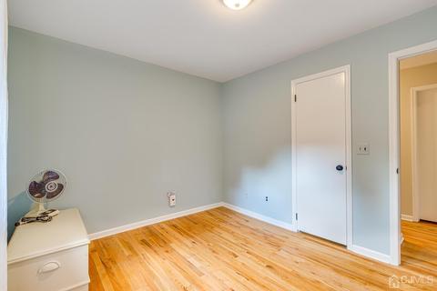 52 Montclair Ave, Edison, NJ 08820 photo 19