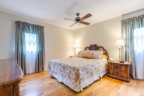 52 Montclair Ave, Edison, NJ 08820 photo 14