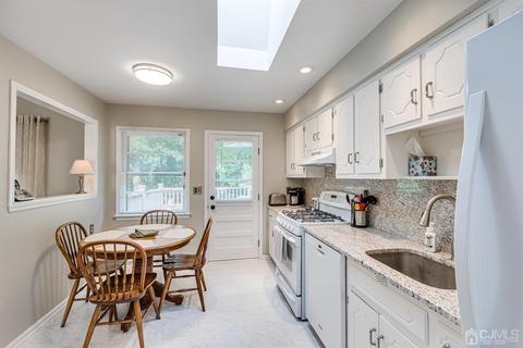 52 Montclair Ave, Edison, NJ 08820 photo 13