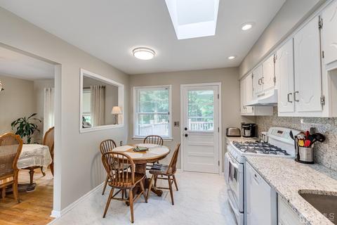 52 Montclair Ave, Edison, NJ 08820 photo 10