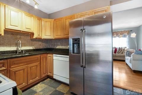 126 2nd St, Middlesex, NJ 08846 photo 8