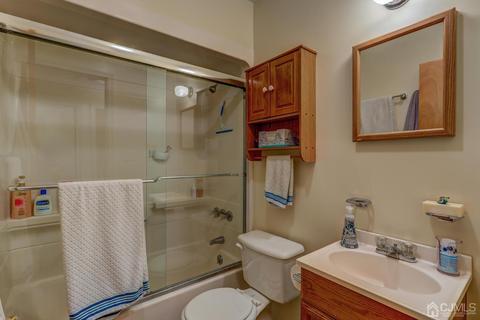 11 Barton St, Edison, NJ 08837 photo 21