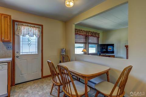 11 Barton St, Edison, NJ 08837 photo 6