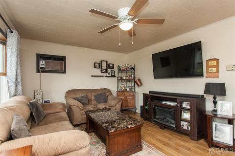 61 Ovington Ave, Edison, NJ 08817 photo 3