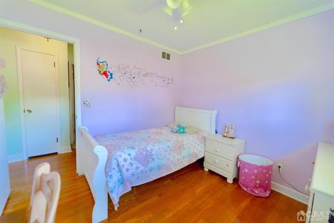 209 A St, Middlesex, NJ 08846 photo 11