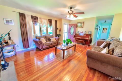 209 A St, Middlesex, NJ 08846 photo 2