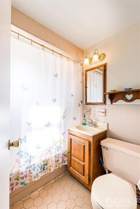 97 Bloomfield Ave, Edison, NJ 08837 photo 24