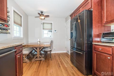 38 C St, Middlesex, NJ 08846 photo 10