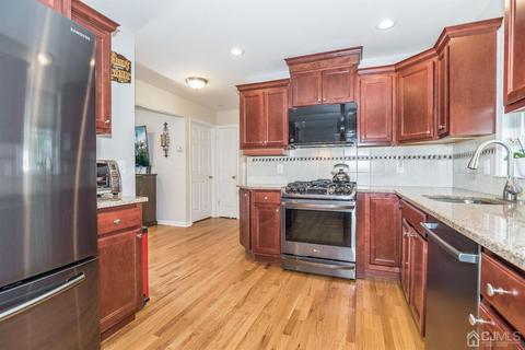 38 C St, Middlesex, NJ 08846 photo 11