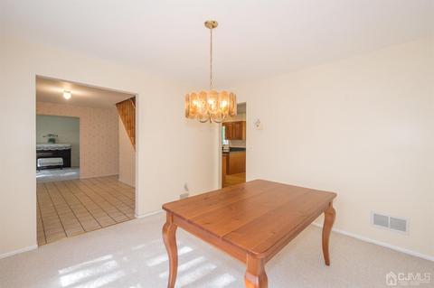 13 Bernice St, Edison, NJ 08820 photo 11