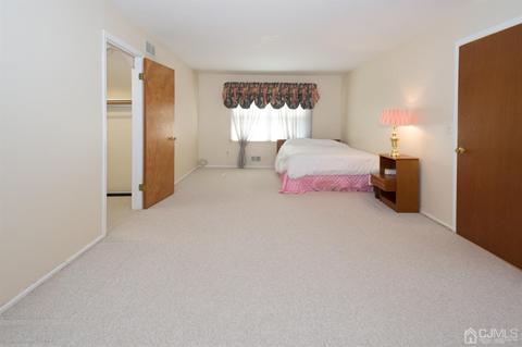 13 Bernice St, Edison, NJ 08820 photo 15
