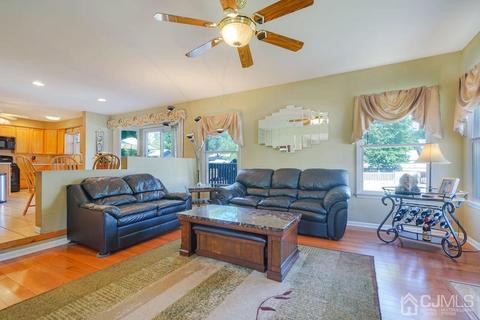 44 Main St, Edison, NJ 08837 photo 21