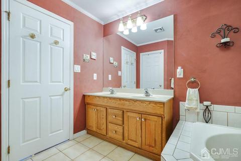44 Main St, Edison, NJ 08837 photo 41