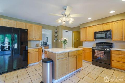 44 Main St, Edison, NJ 08837 photo 15
