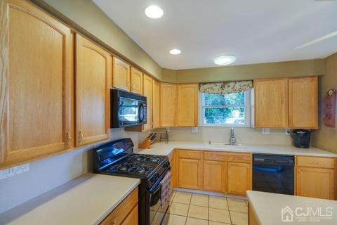 44 Main St, Edison, NJ 08837 photo 19
