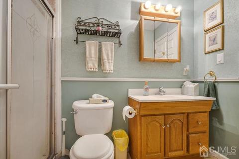 44 Main St, Edison, NJ 08837 photo 59