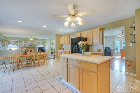 44 Main St, Edison, NJ 08837 photo 17