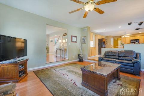 44 Main St, Edison, NJ 08837 photo 23