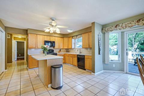 44 Main St, Edison, NJ 08837 photo 12
