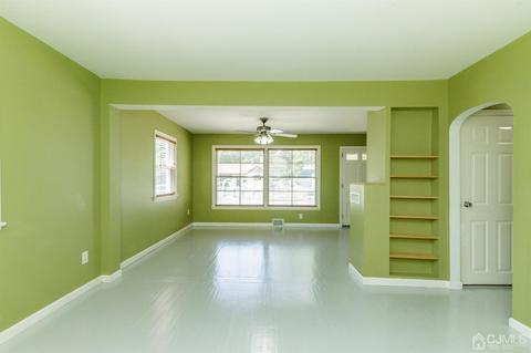 518 Cramer Ave, Beverly, NJ 08010 photo 5