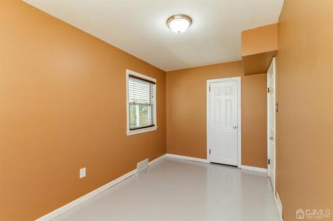 518 Cramer Ave, Beverly, NJ 08010 photo 12