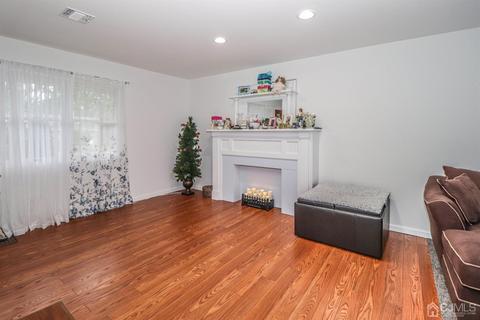 10 Matson Rd, Edison, NJ 08817 photo 7