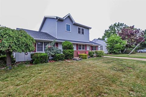 10 Matson Rd, Edison, NJ 08817 photo 2
