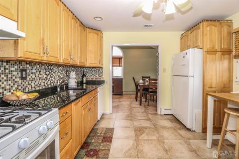 10 Matson Rd, Edison, NJ 08817 photo 18