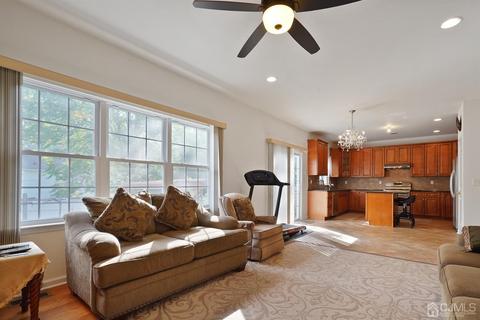 24 Vinal Ave, Edison, NJ 08817 photo 5