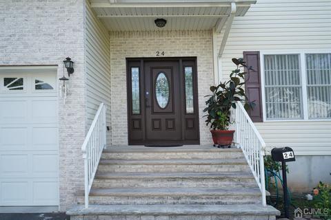 24 Vinal Ave, Edison, NJ 08817 photo 2