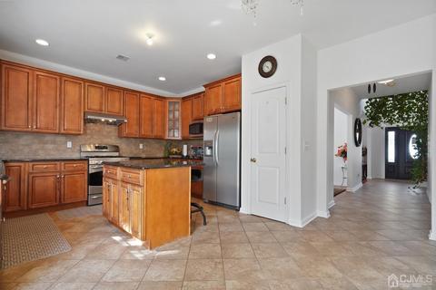 24 Vinal Ave, Edison, NJ 08817 photo 9