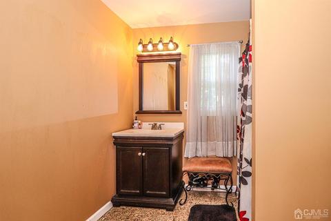 198 Echo Ave, Edison, NJ 08837 photo 28