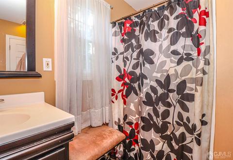198 Echo Ave, Edison, NJ 08837 photo 27