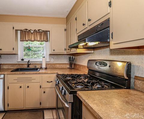 198 Echo Ave, Edison, NJ 08837 photo 14