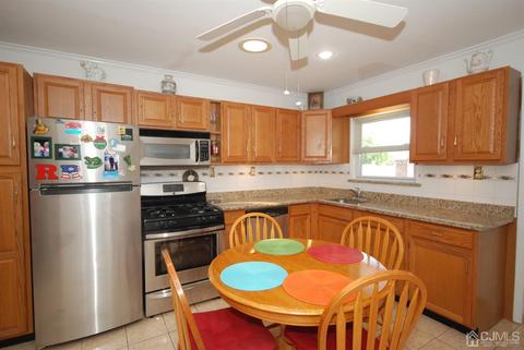 243 Old Post Rd, Edison, NJ 08817 photo 7