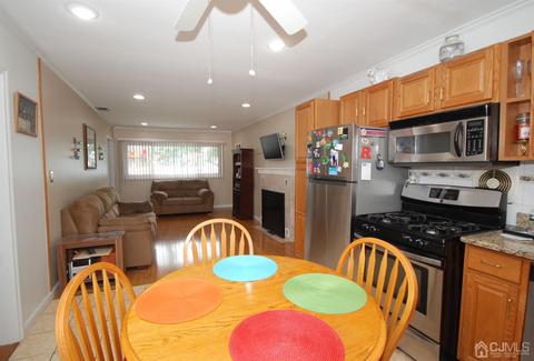 243 Old Post Rd, Edison, NJ 08817 photo 8