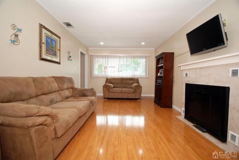 243 Old Post Rd, Edison, NJ 08817 photo 10