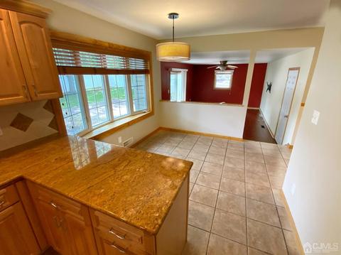 49 Walker Ave, Edison, NJ 08820 photo 17