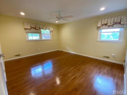 49 Walker Ave, Edison, NJ 08820 photo 19