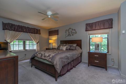 501 Maplecrest Rd, Edison, NJ 08820 photo 24