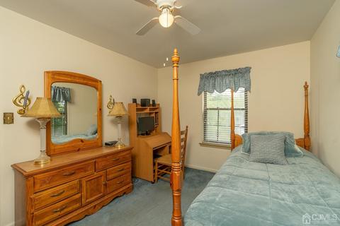 501 Maplecrest Rd, Edison, NJ 08820 photo 19